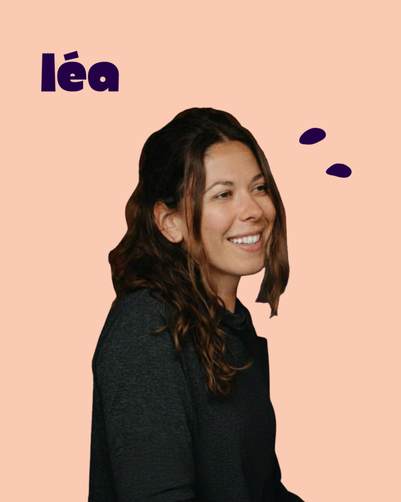 Léa professeure de yoga renforcement musculaire pilate