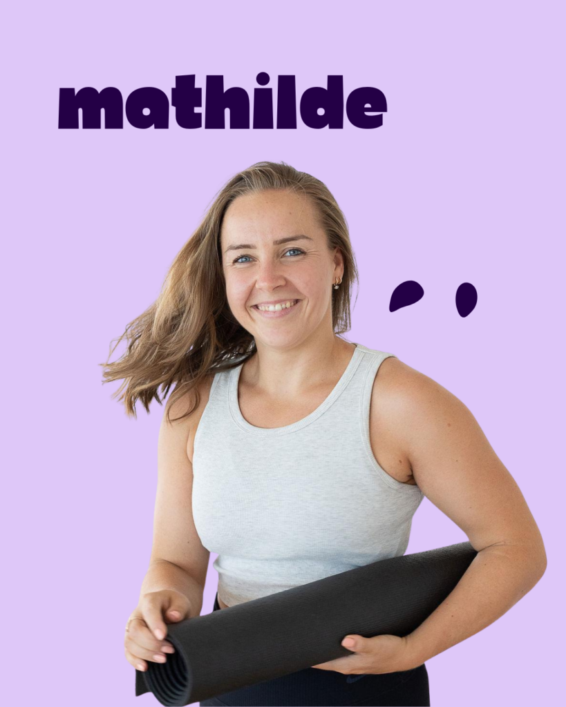 Mathilde professeure de yoga renforcement musculaire pilate
